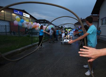 DEŽELAK NA UNCU 08a FOTO LJUBO VUKELIČ